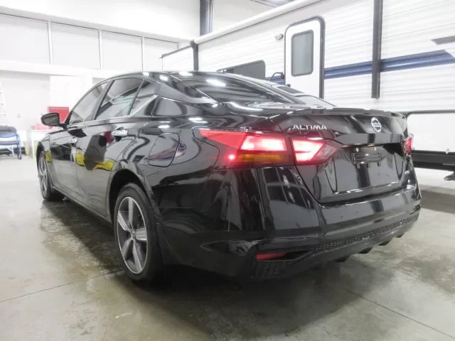 2022 NISSAN ALTIMA