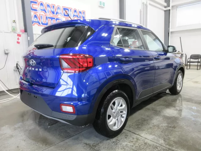 2023 HYUNDAI VENUE