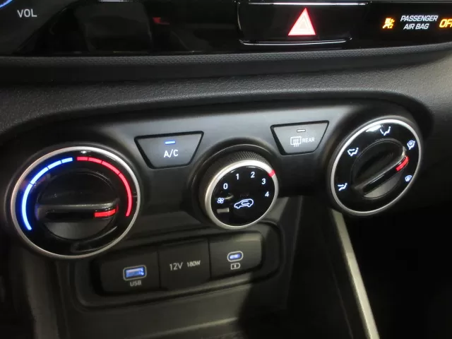 2023 HYUNDAI VENUE PREFERRED