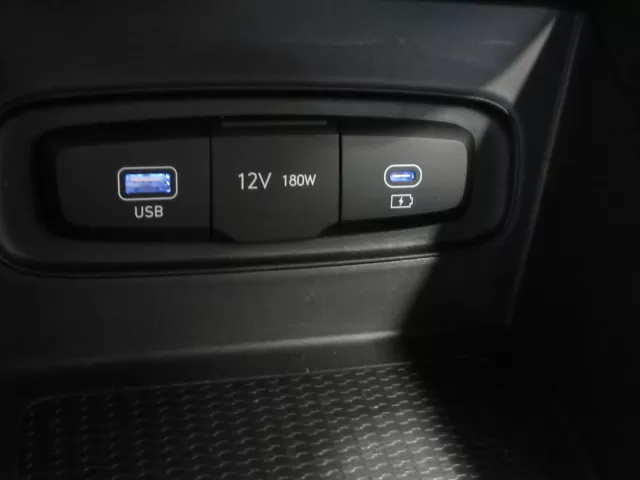 2023 HYUNDAI VENUE PREFERRED