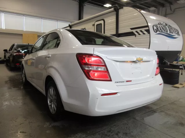 2017 CHEVROLET SONIC LT