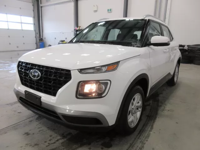 2024 HYUNDAI VENUE PREFERRED