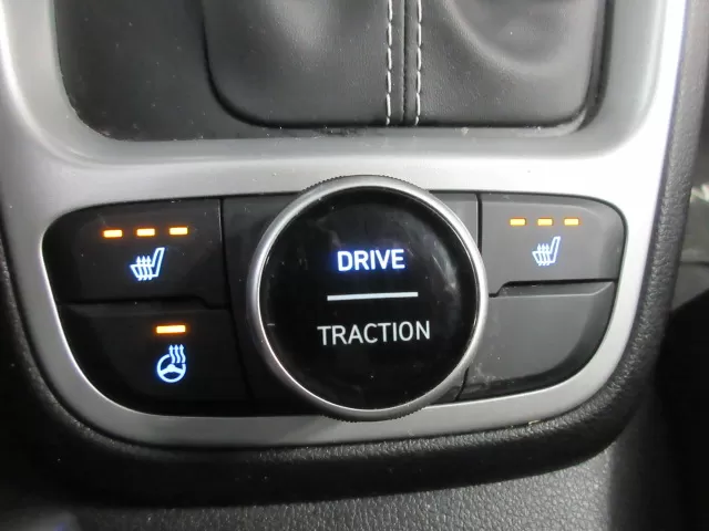 2024 HYUNDAI VENUE PREFERRED