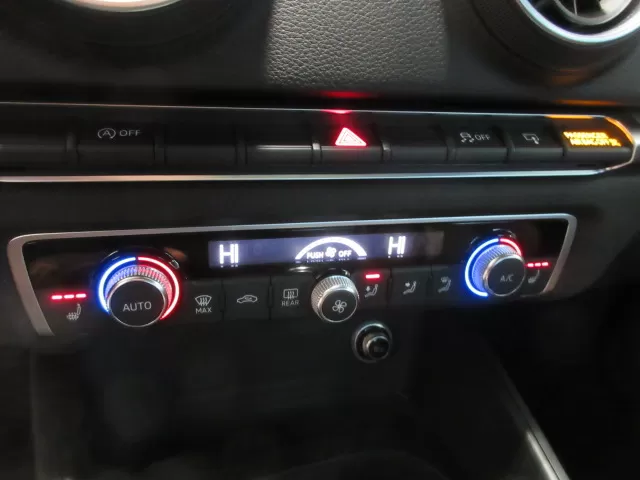 2017 AUDI A3 2.0T KOMFORT