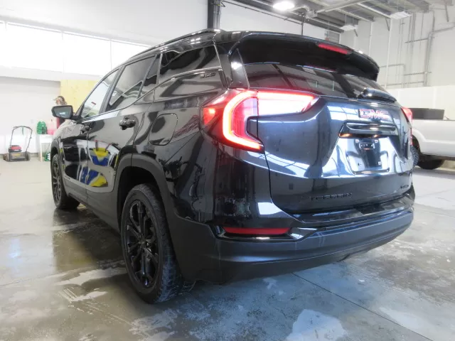 2022 GMC TERRAIN