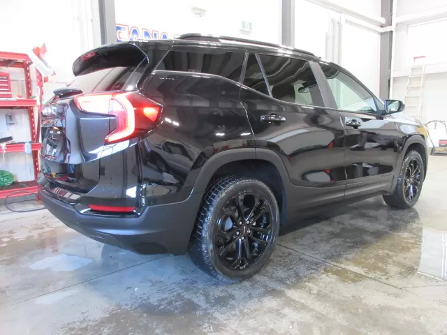 2022 GMC TERRAIN