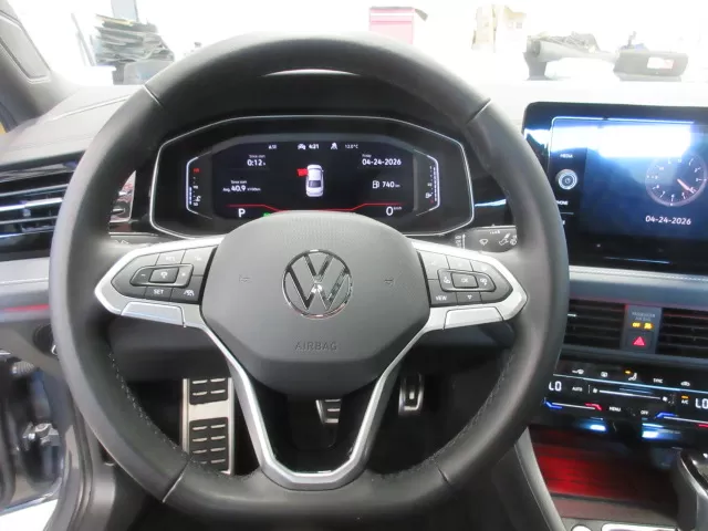 2025 VOLKSWAGEN JETTA