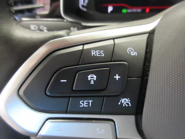 2025 VOLKSWAGEN JETTA