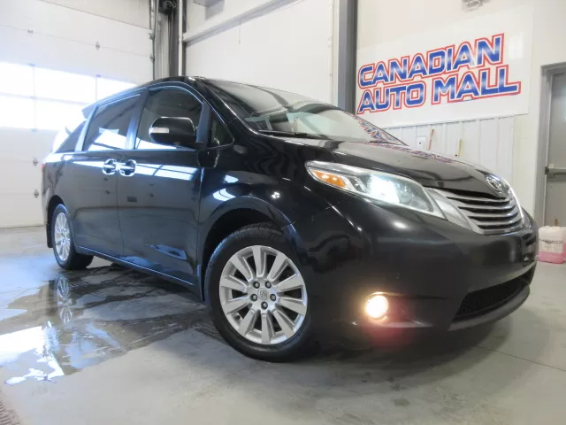 2015 TOYOTA SIENNA