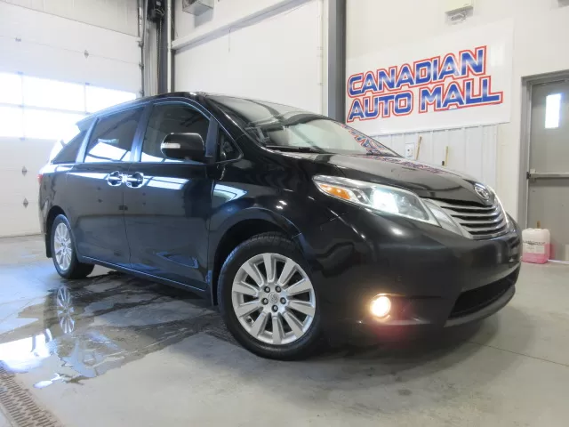 2015 TOYOTA SIENNA