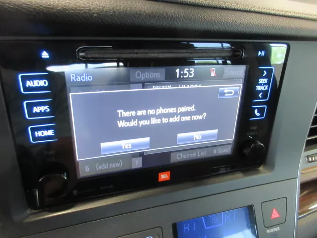 2015 TOYOTA SIENNA