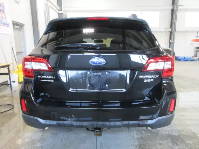 2016 SUBARU OUTBACK