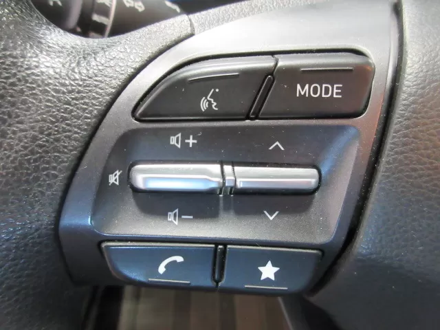 2022 HYUNDAI KONA ESSENTIAL