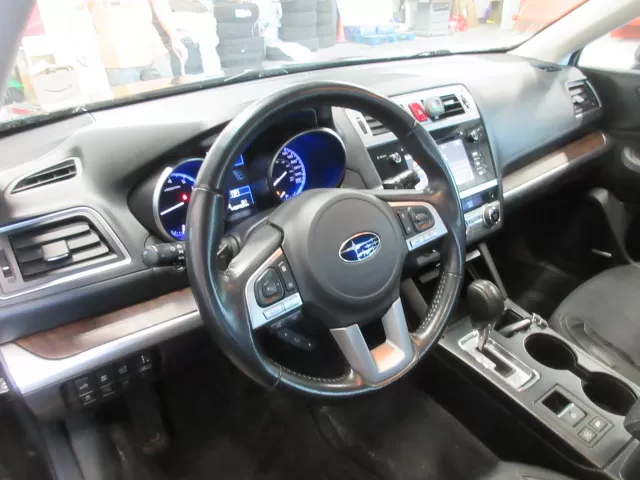 2016 SUBARU OUTBACK
