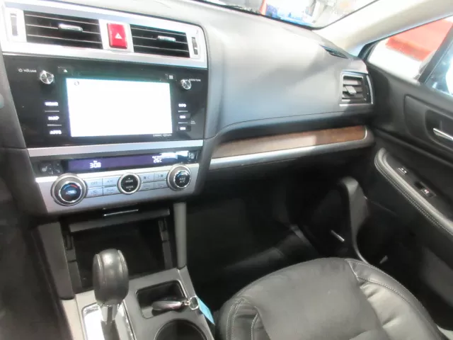 2016 SUBARU OUTBACK