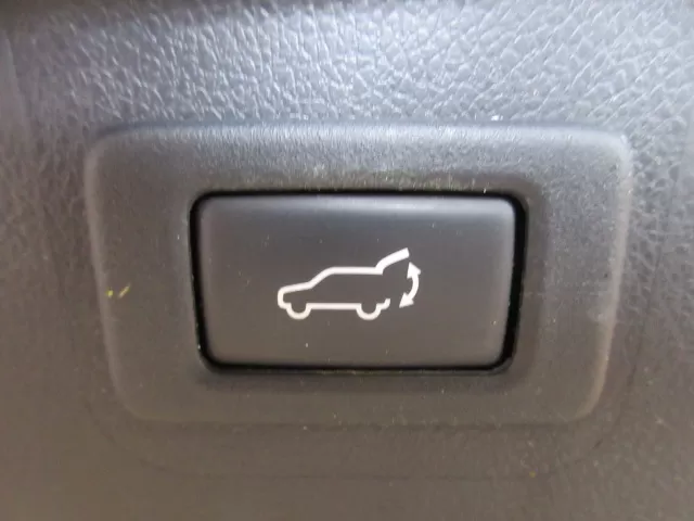 2016 SUBARU OUTBACK