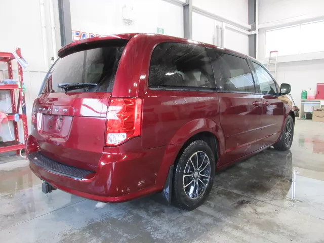 2017 DODGE GRAND CARAVAN SXT