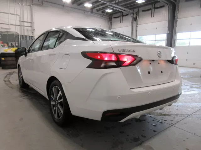 2022 NISSAN VERSA SV