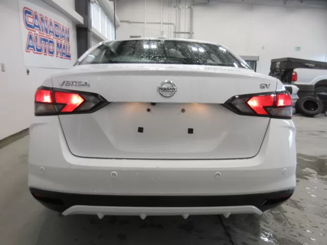 2022 NISSAN VERSA SV