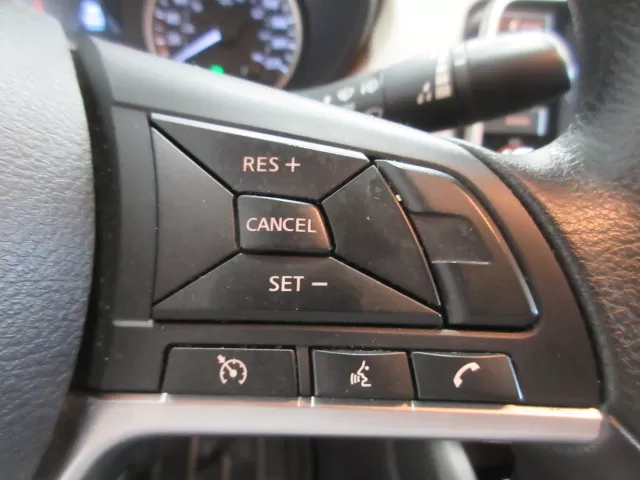 2022 NISSAN VERSA SV