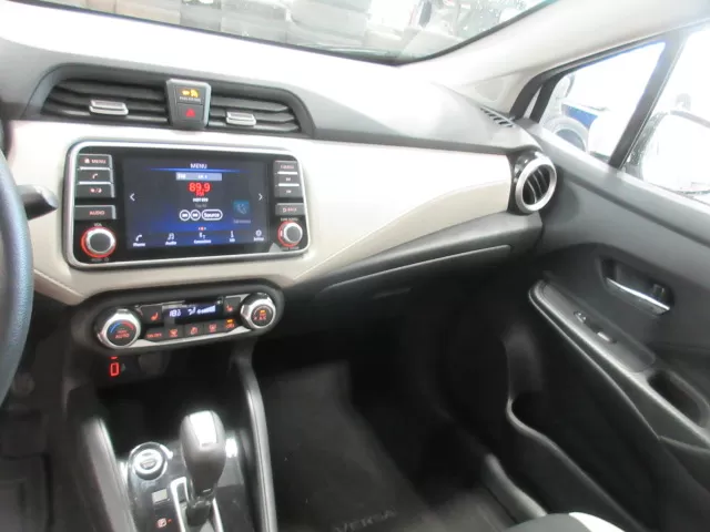 2022 NISSAN VERSA SV