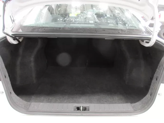 2022 NISSAN VERSA SV