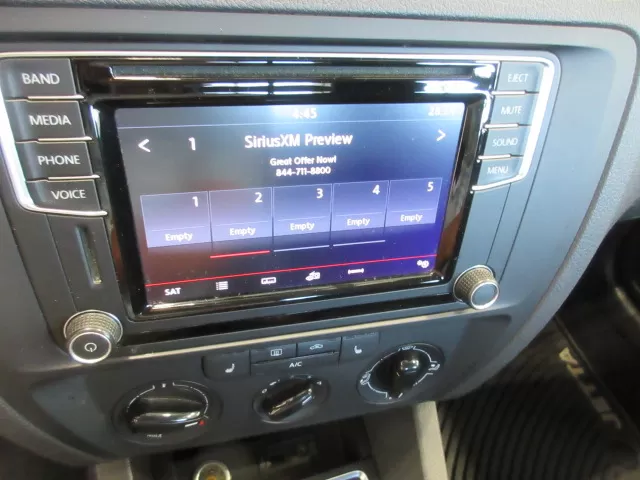 2017 VOLKSWAGEN JETTA