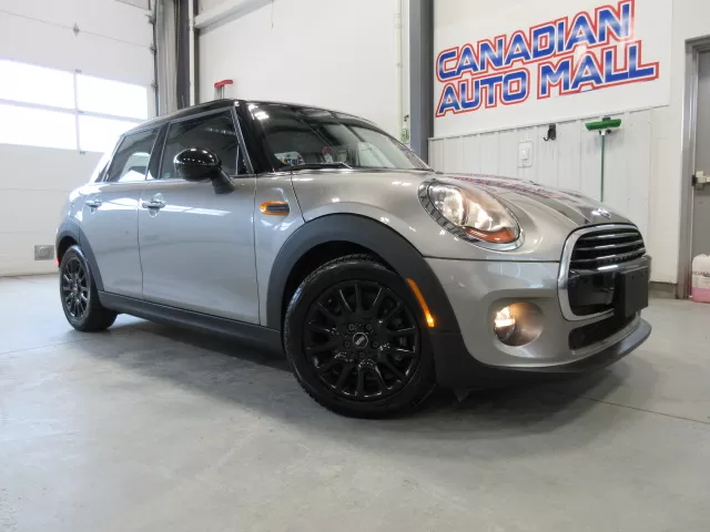 2018 MINI 5 DOOR COOPER