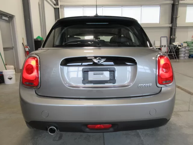 2018 MINI 5 DOOR COOPER
