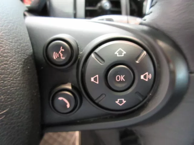 2018 MINI 5 DOOR COOPER