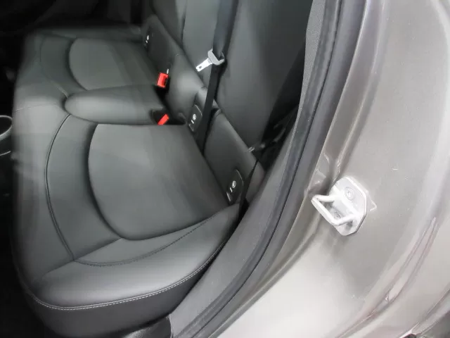 2018 MINI 5 DOOR COOPER