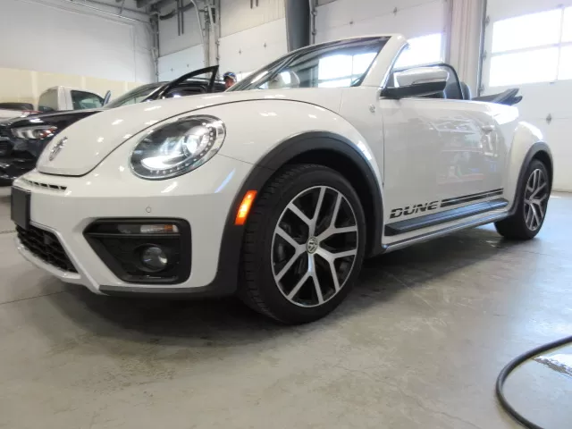 2019 VOLKSWAGEN BEETLE CONVERTIBLE