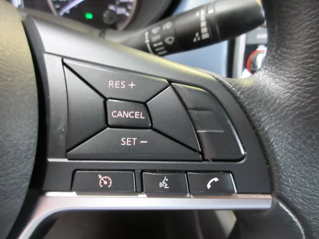 2025 NISSAN VERSA