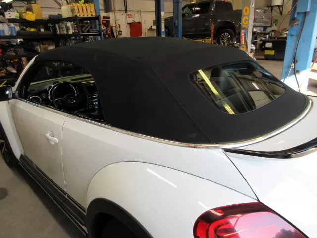 2019 VOLKSWAGEN BEETLE CONVERTIBLE