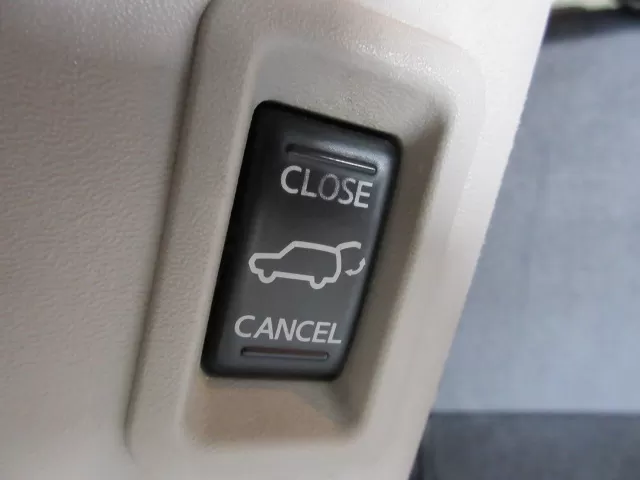 2015 NISSAN ARMADA