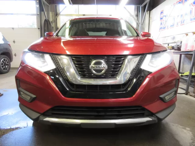 2018 NISSAN ROGUE