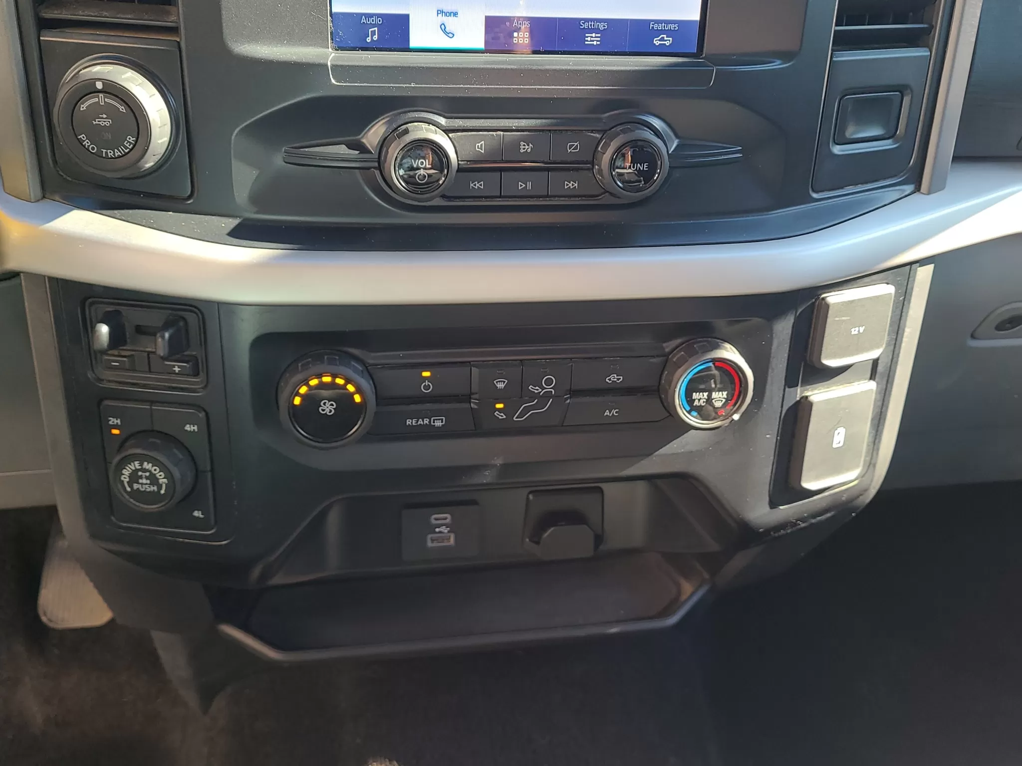 2022 FORD F-150 SUPERCREW