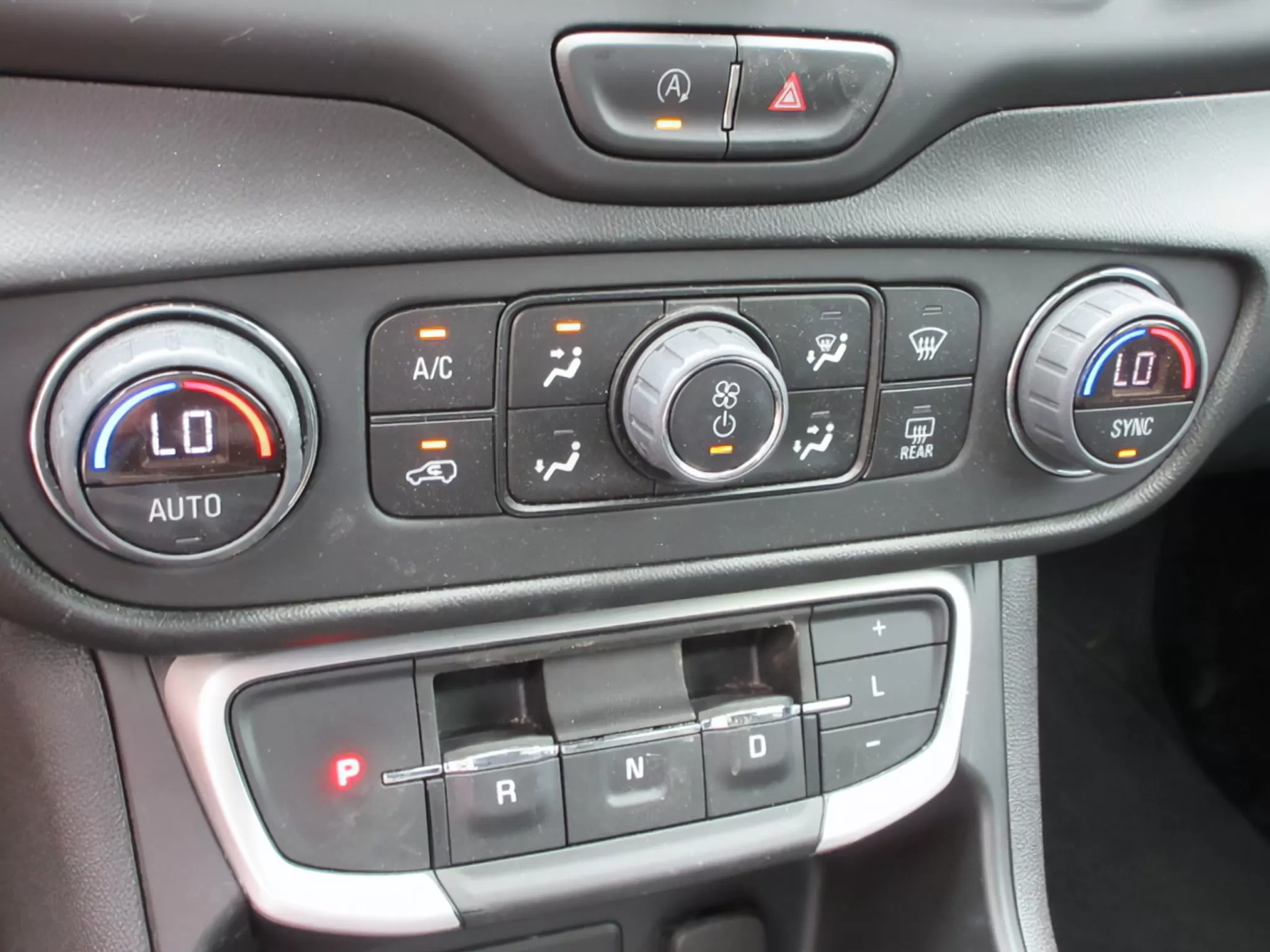 2022 GMC TERRAIN