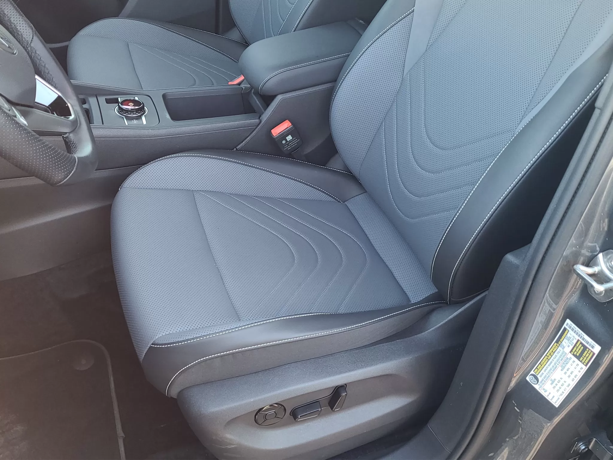 2026 VOLKSWAGEN TIGUAN R-LINE