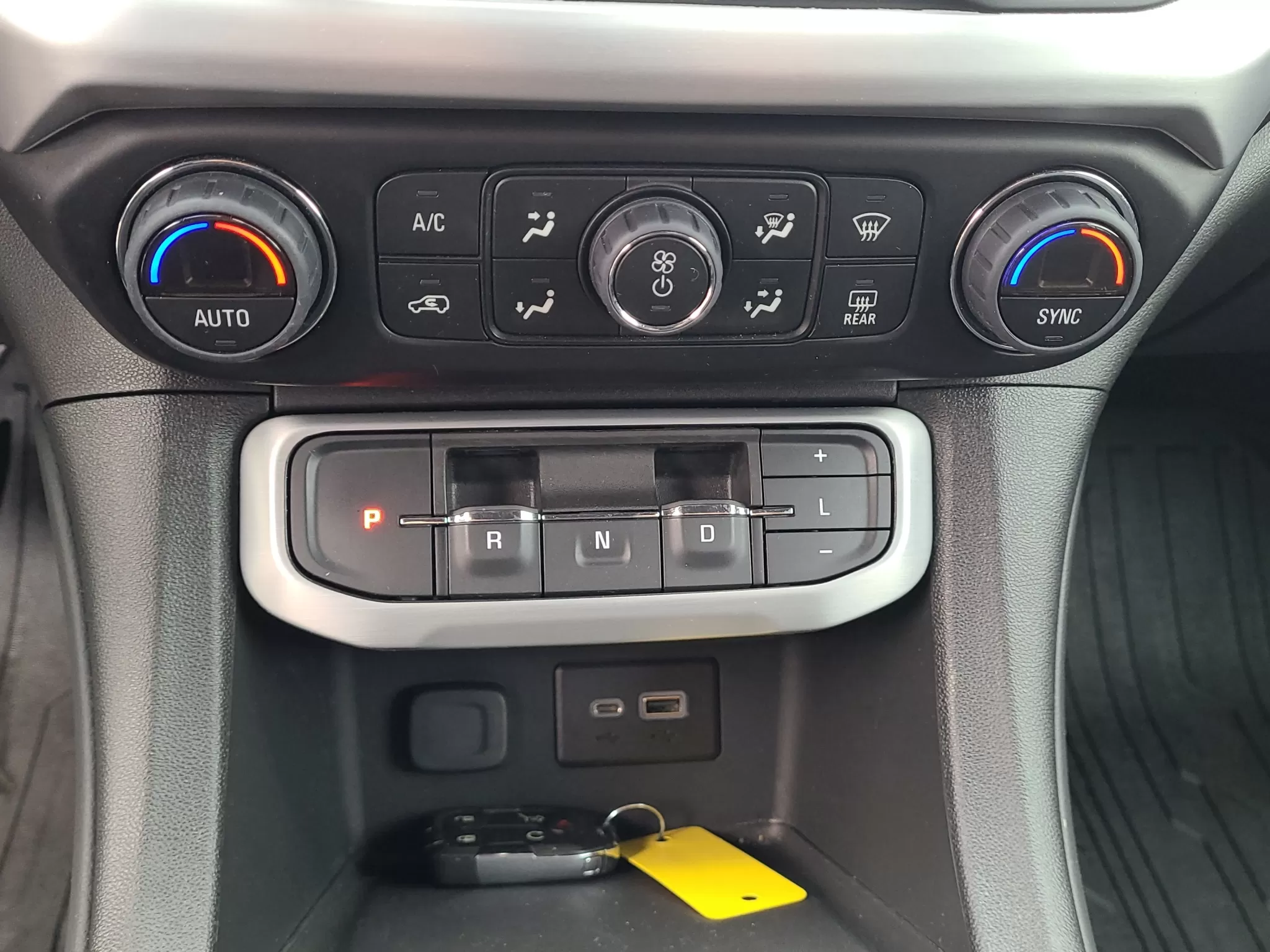 2023 GMC ACADIA