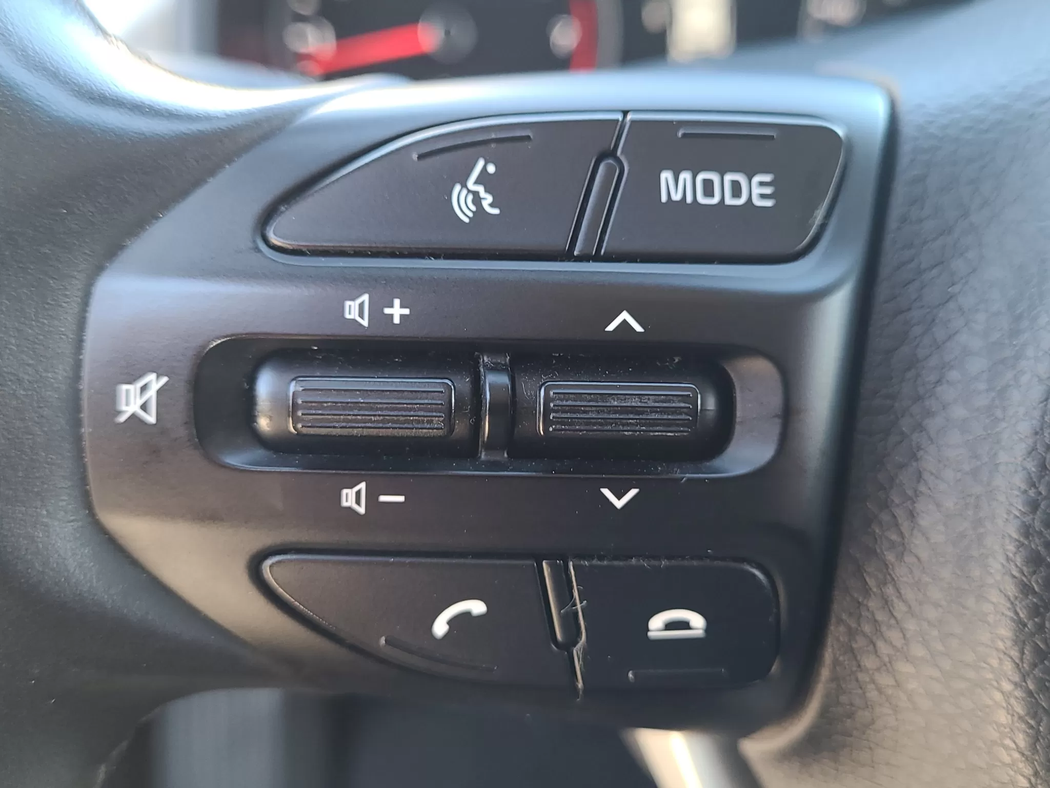 2021 KIA RIO HATCHBACK