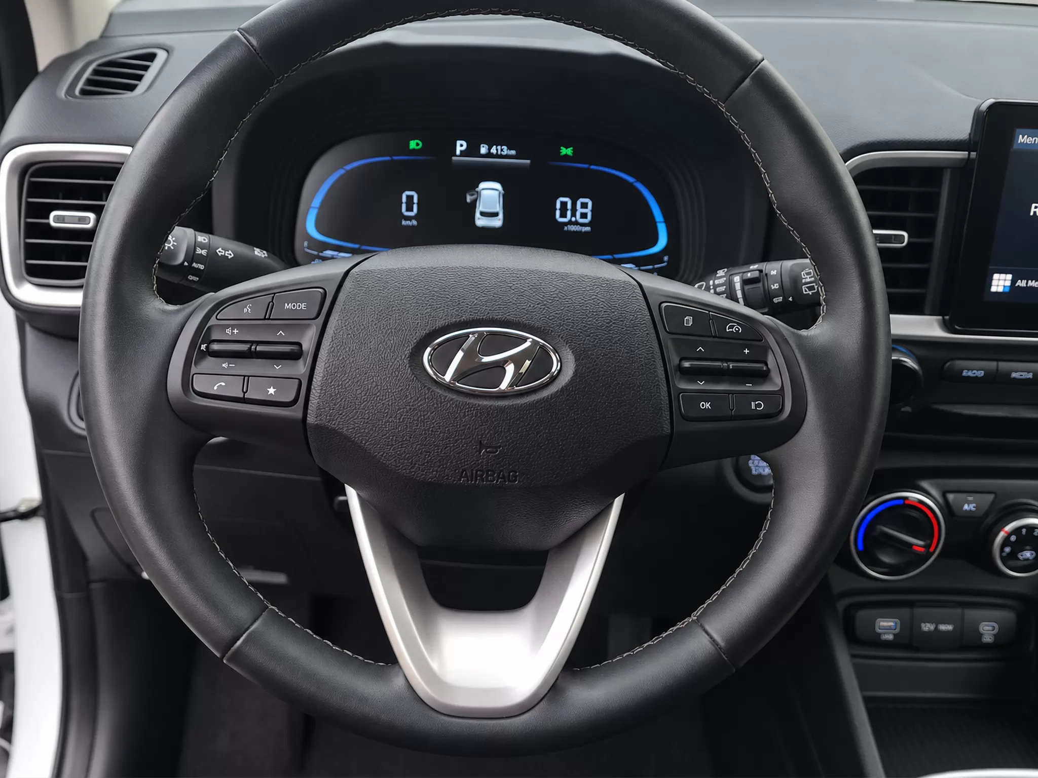 2025 HYUNDAI VENUE