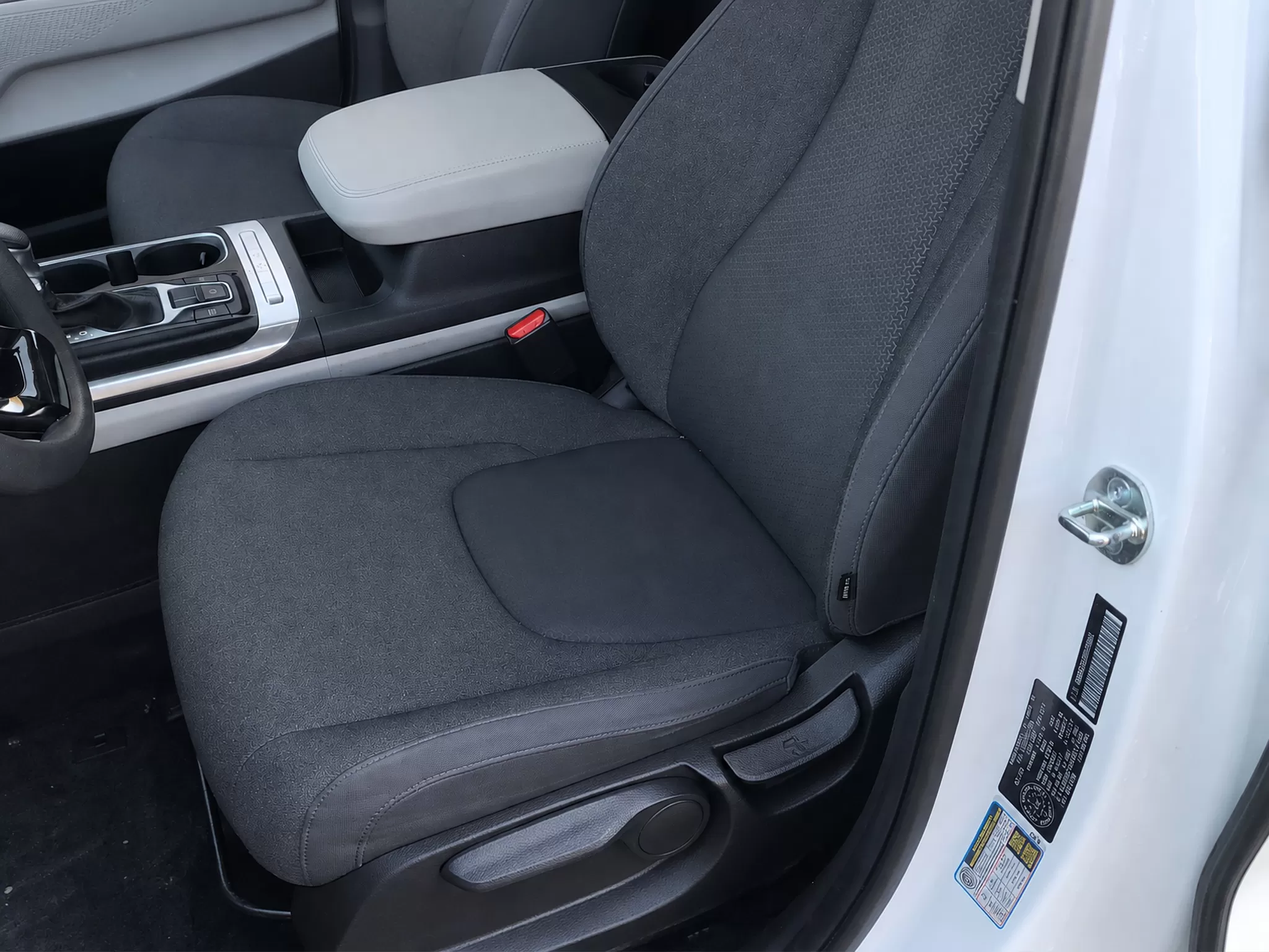2024 KIA CARNIVAL