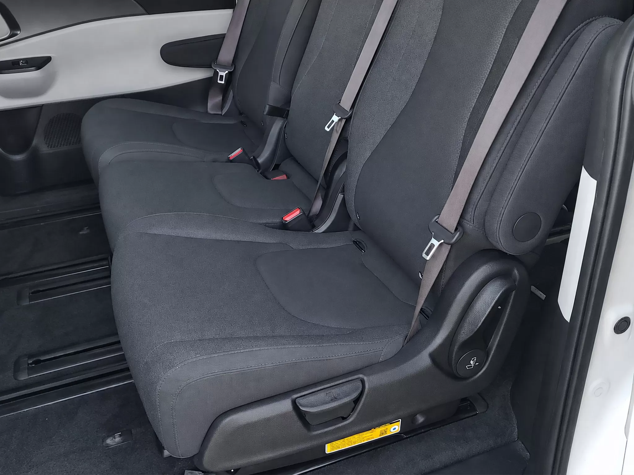 2024 KIA CARNIVAL